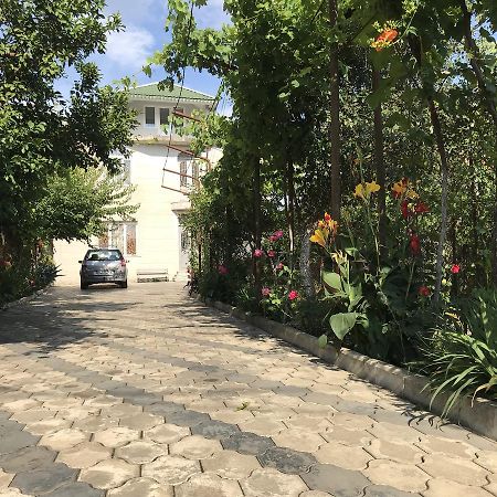 Bajo Guest House كوتايسي المظهر الخارجي الصورة